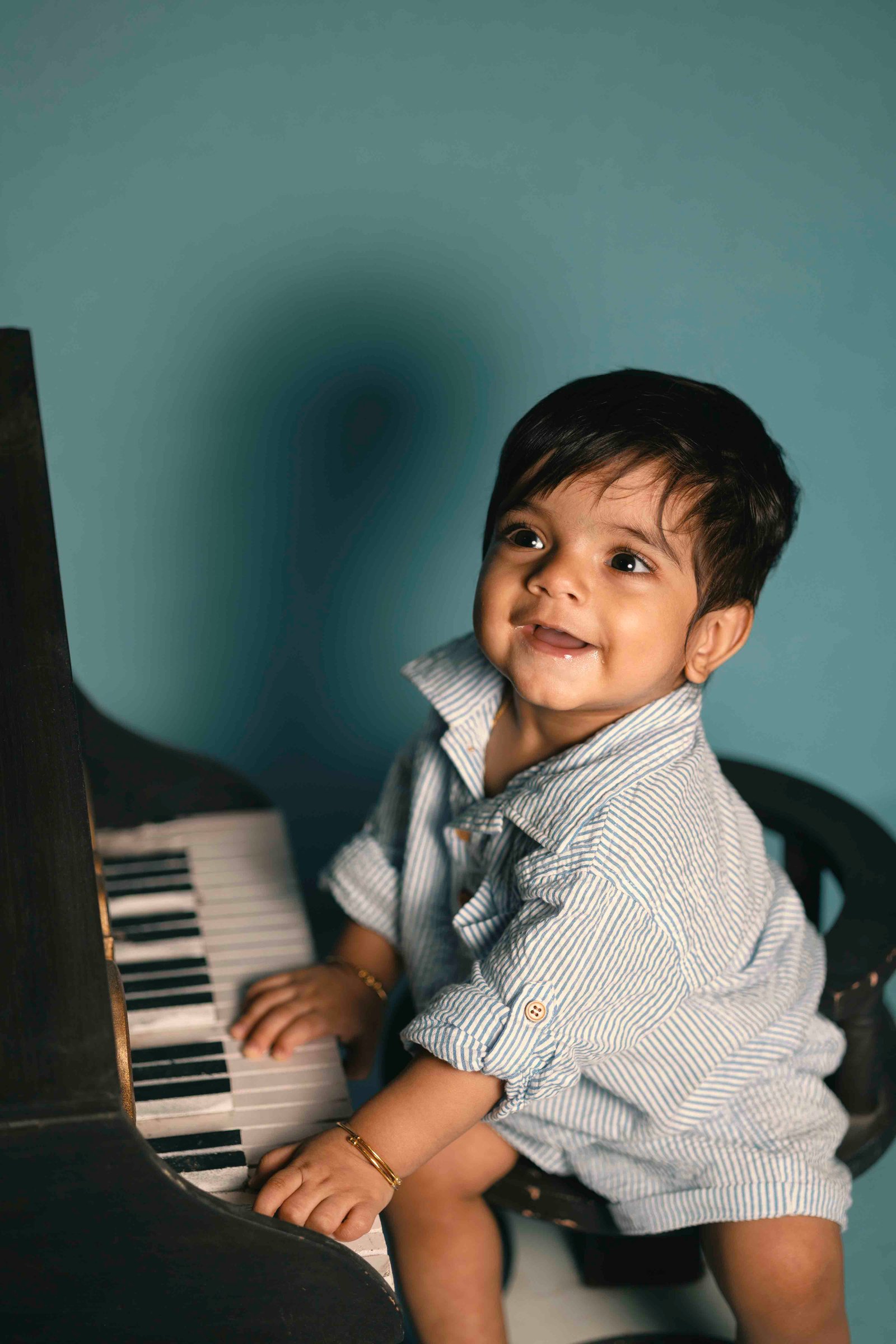 Candid kids ceremony moment captured at Roy's Studio Kolkata